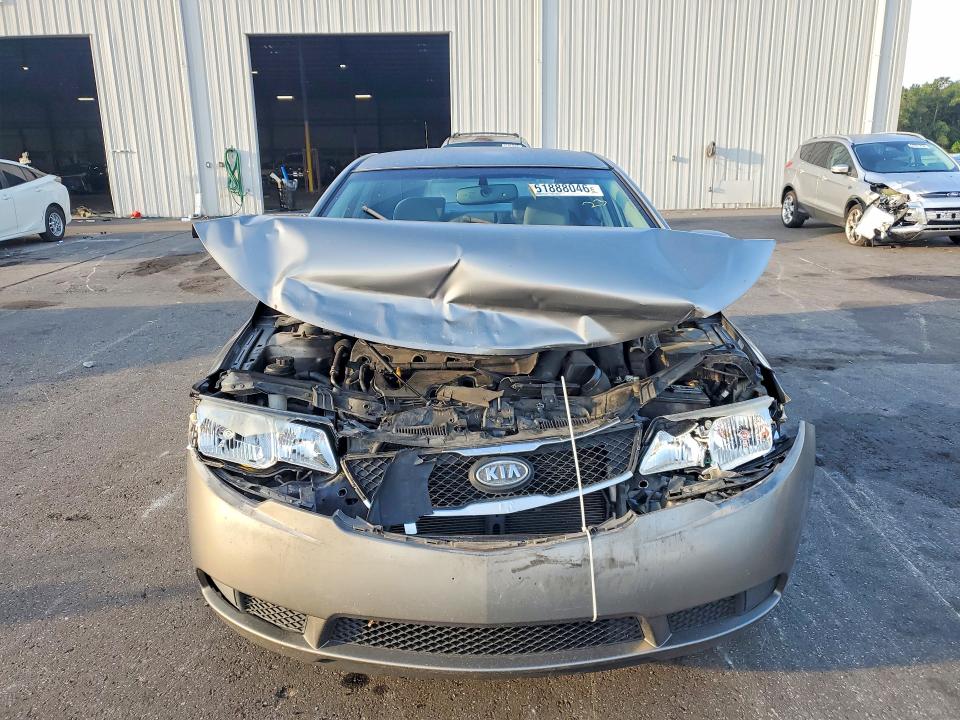 61888046 :رقم المزاد ، KNAFU4A28A5850255 vin ، 2010 Kia Forte مزاد بيع