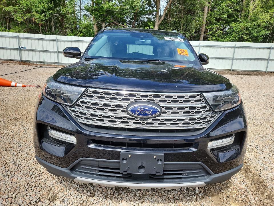 Продажа на аукционе авто 2022 Ford Explorer, vin: 1FMSK8FH3NGB01011, номер лота: 61838276