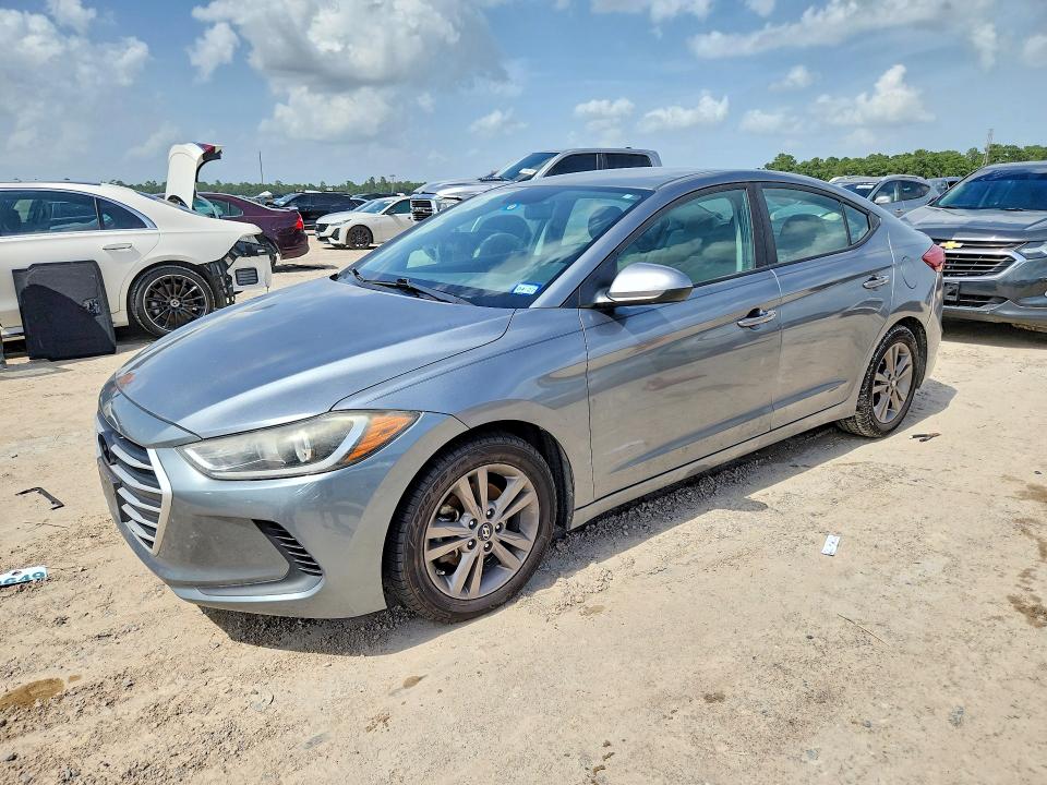 2017 Hyundai Elantra მანქანა იყიდება აუქციონზე, vin: KMHD84LF3HU062963, აუქციონის ნომერი: 60927976