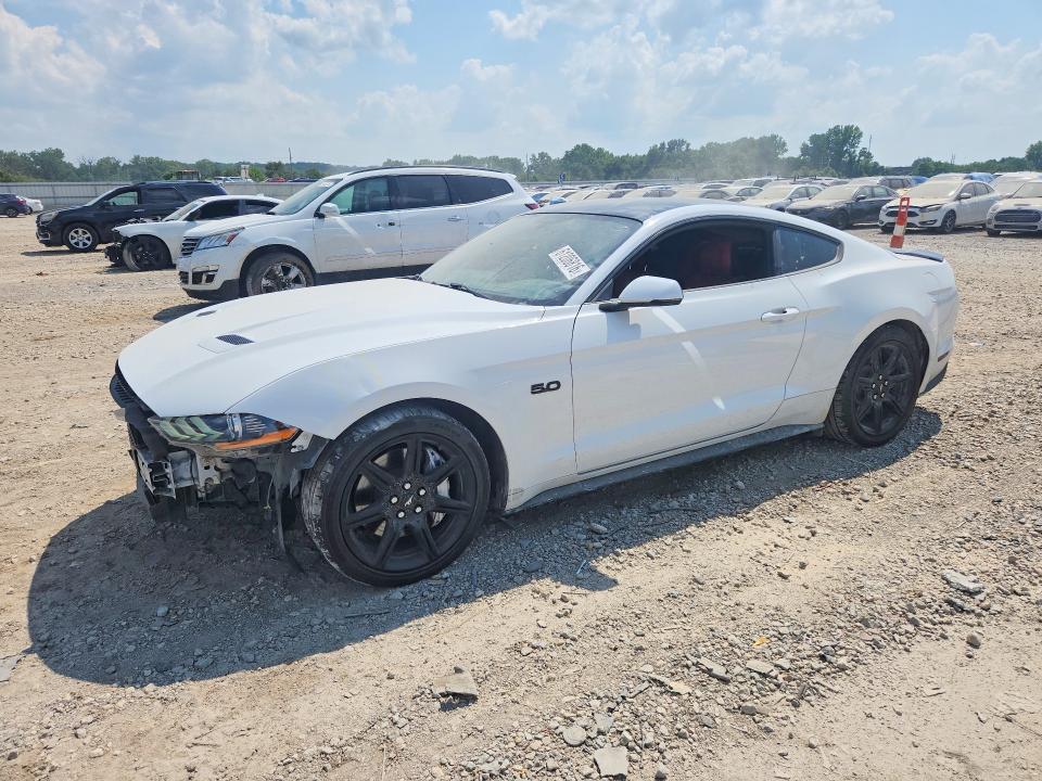 61206816 :رقم المزاد ، 1FA6P8CF1K5113522 vin ، 2019 Ford Mustang مزاد بيع