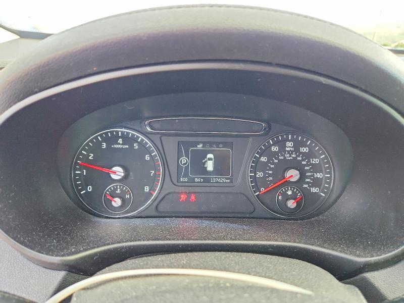 60705846 :رقم المزاد ، 5XYPG4A35HG286153 vin ، 2017 Kia Sorento مزاد بيع