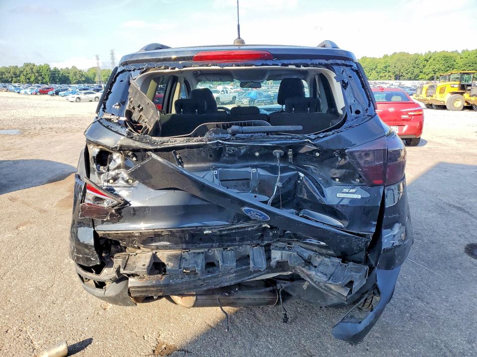 2017 Ford Escape მანქანა იყიდება აუქციონზე, vin: 1FMCU0GD1HUA93279, აუქციონის ნომერი: 59846516