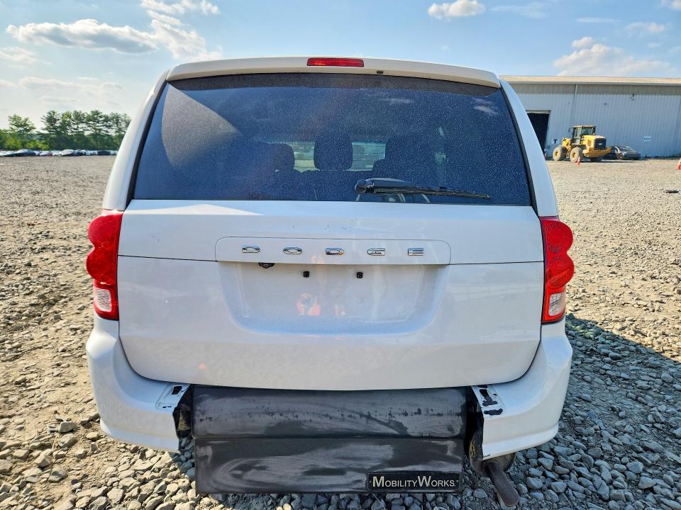 60943656 :رقم المزاد ، 2C4RDGCG2HR745878 vin ، 2017 Dodge Grand Caravan مزاد بيع