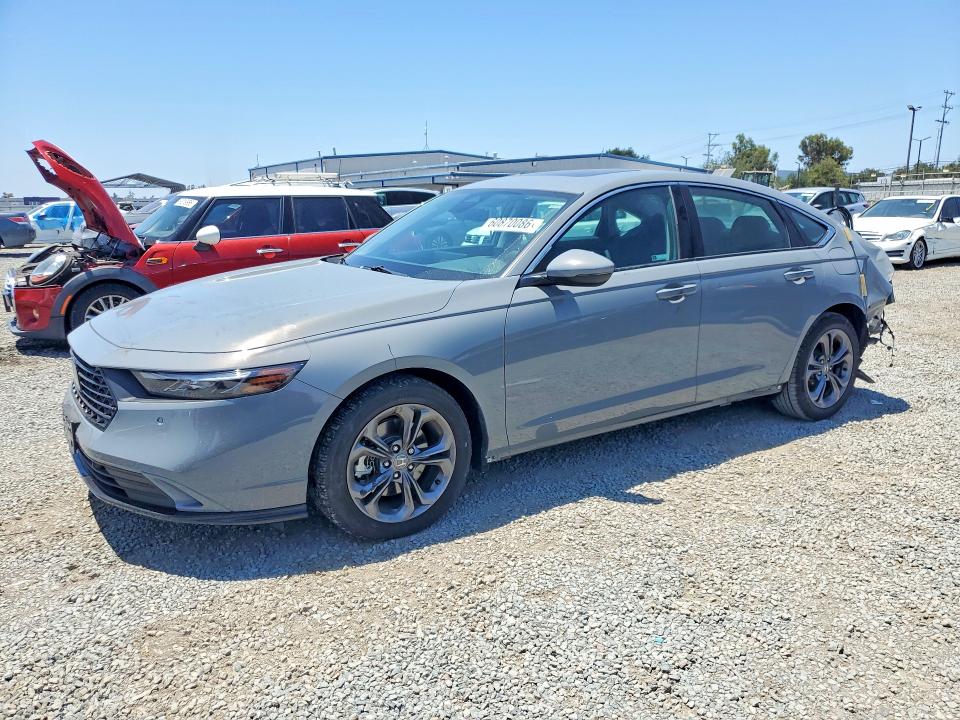 Auction sale of the 2025 Honda Accord, vin: 1HGCY2F62SA056744, lot number: 60870086
