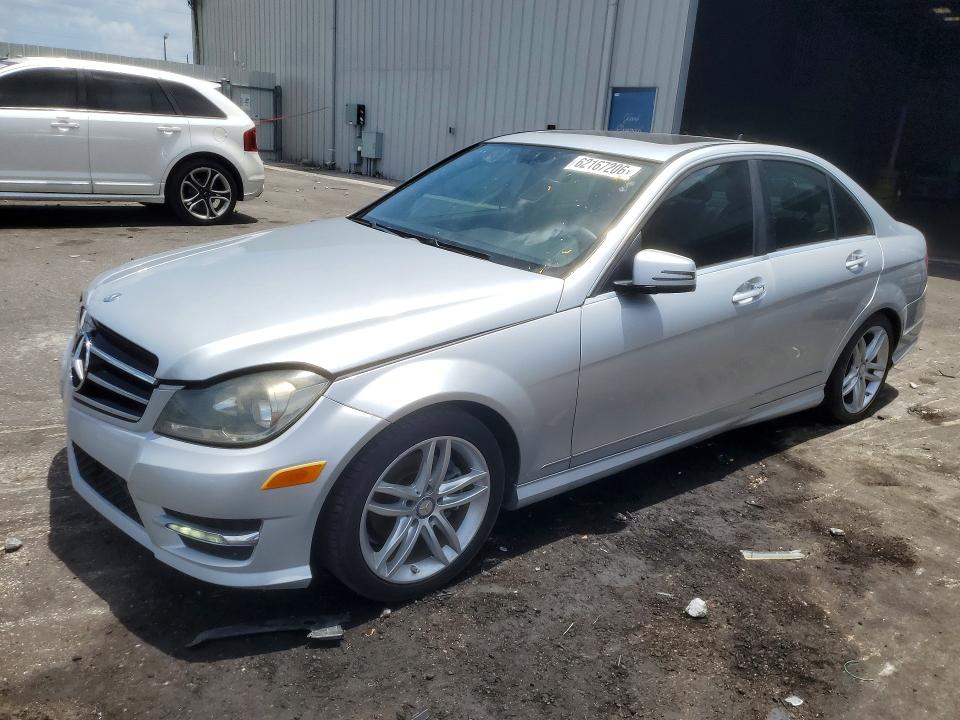 Продаж на аукціоні авто 2014 Mercedes-benz C, vin: WDDGF4HB1EG247767, номер лоту: 62167206