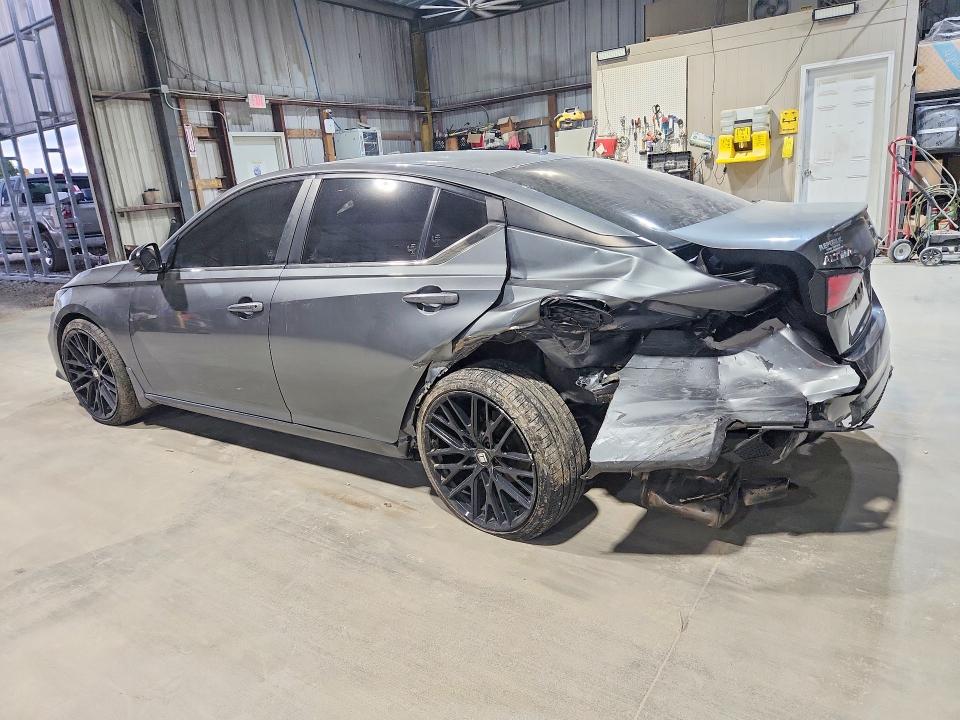 2019 Nissan Altima მანქანა იყიდება აუქციონზე, vin: 1N4BL4CV8KC236983, აუქციონის ნომერი: 60110346