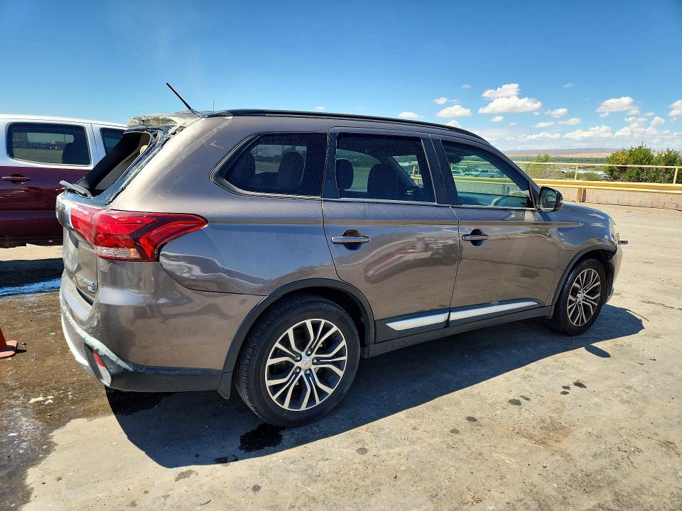 2016 Mitsubishi Outlander მანქანა იყიდება აუქციონზე, vin: JA4AD3A32GZ052622, აუქციონის ნომერი: 62286706