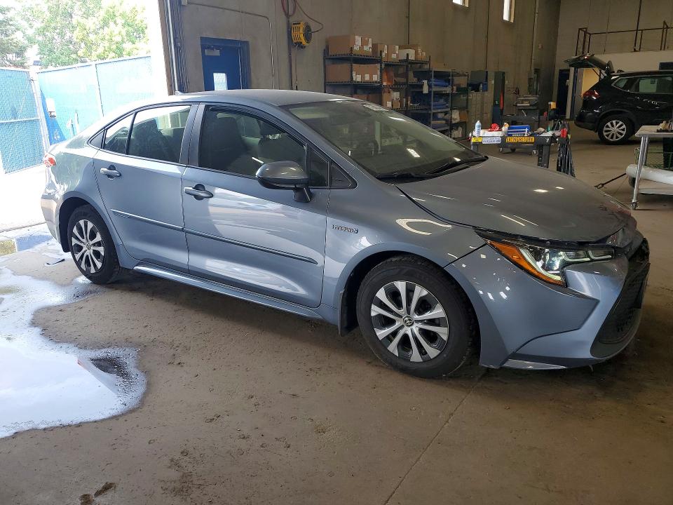 61502146 :رقم المزاد ، JTDEBRBE4LJ008100 vin ، 2020 Toyota Corolla مزاد بيع