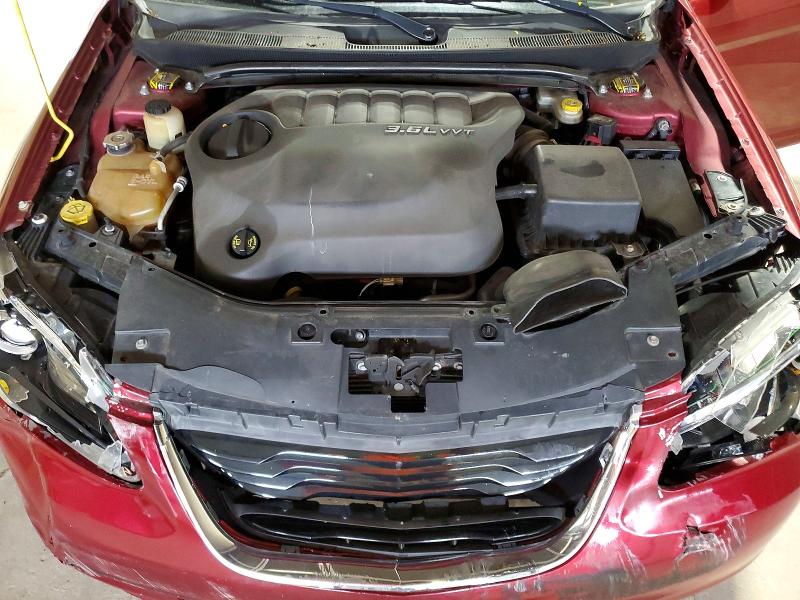 60234546 :رقم المزاد ، 1C3CCBCGXDN701733 vin ، 2013 Chrysler 200 مزاد بيع