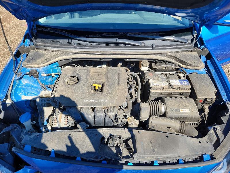 2017 Hyundai Elantra მანქანა იყიდება აუქციონზე, vin: KMHD84LF3HU330734, აუქციონის ნომერი: 59988536