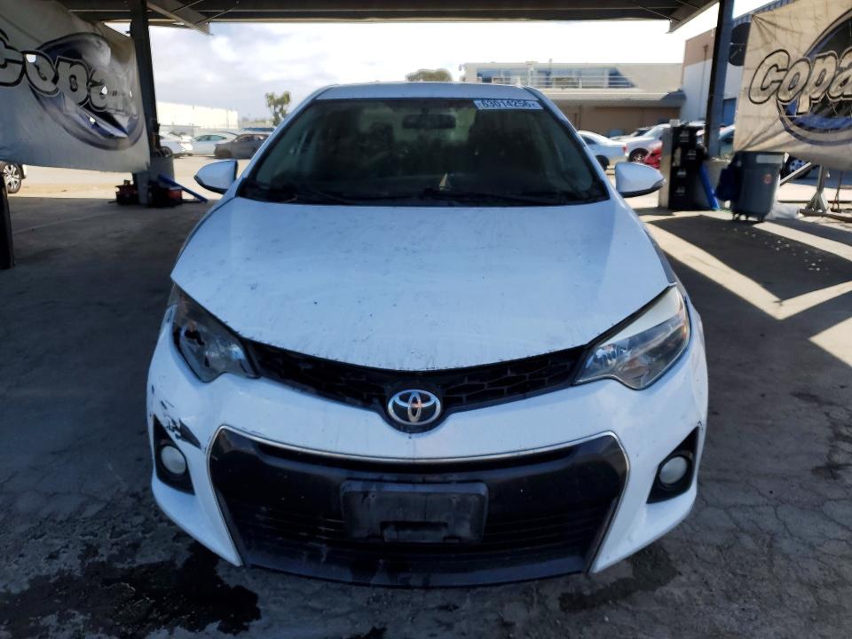2015 Toyota Corolla მანქანა იყიდება აუქციონზე, vin: 5YFBURHE5FP224915, აუქციონის ნომერი: 63014256