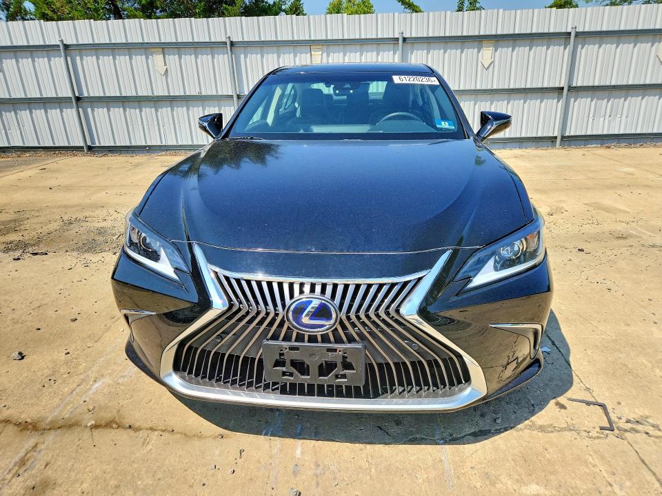 Продаж на аукціоні авто 2020 Lexus Es, vin: 58AE21B1XLU005140, номер лоту: 61220236