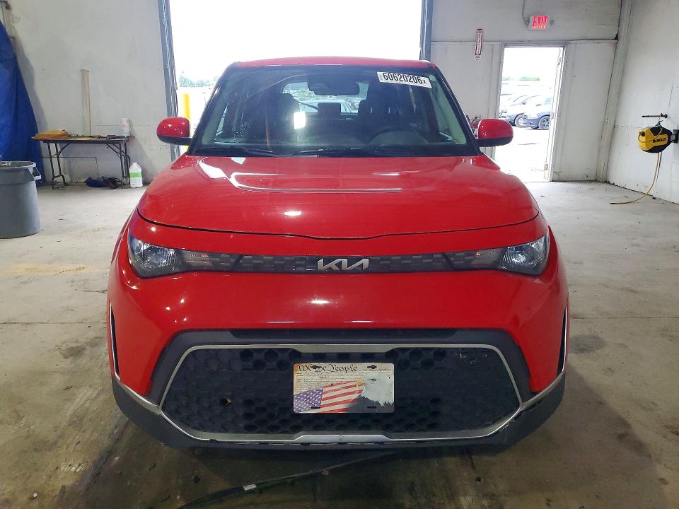 60620206 :رقم المزاد ، KNDJ23AU0P7198470 vin ، 2023 Kia Soul مزاد بيع