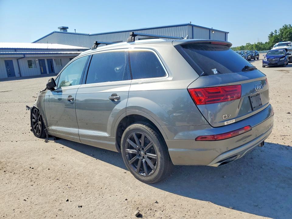 60804516 :رقم المزاد ، WA1LAAF75HD003057 vin ، 2017 Audi Q7 مزاد بيع