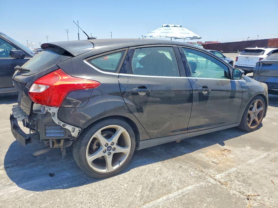 2014 Ford Focus მანქანა იყიდება აუქციონზე, vin: 1FADP3N20EL198390, აუქციონის ნომერი: 61376296