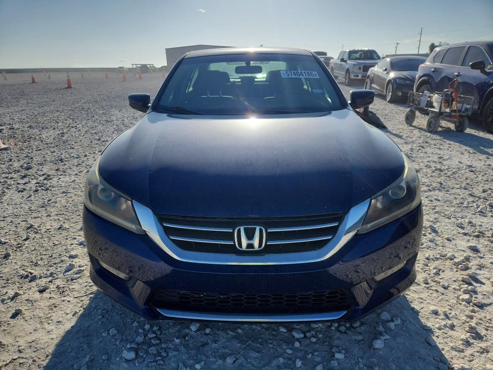 Продажа на аукционе авто 2015 Honda Accord, vin: 1HGCR2F5XFA195773, номер лота: 57404186