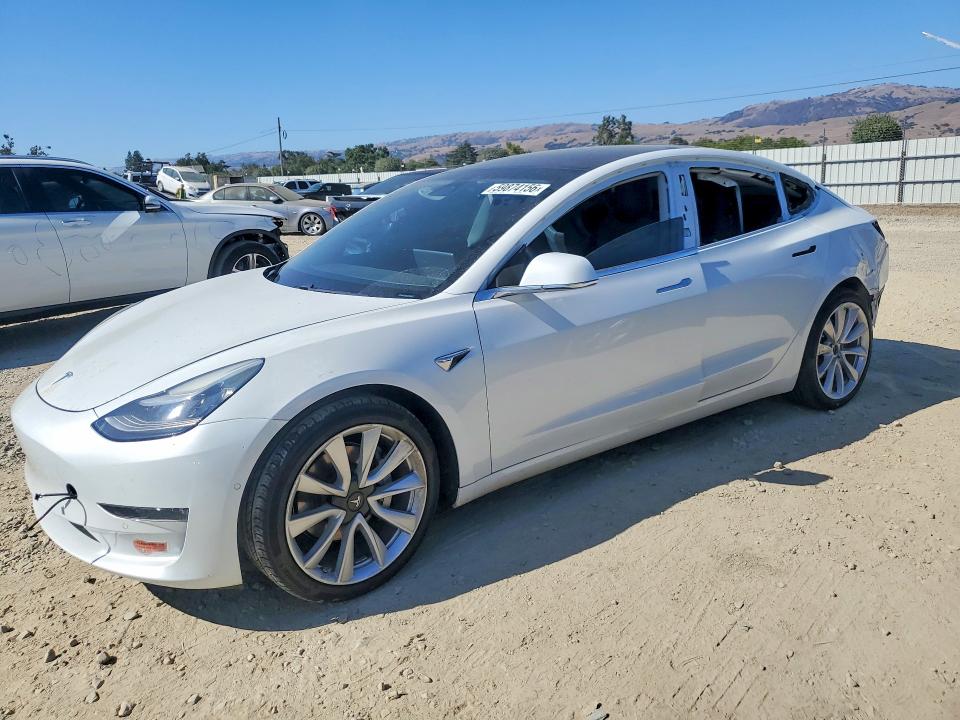 Aukcja sprzedaży 2018 Tesla Model 3, vin: 5YJ3E1EB2JF111568, numer aukcji: 59874156