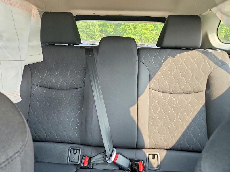 Продаж на аукціоні авто 2022 Toyota Corolla Cross, vin: 7MUCAAAG5NV001585, номер лоту: 61170646