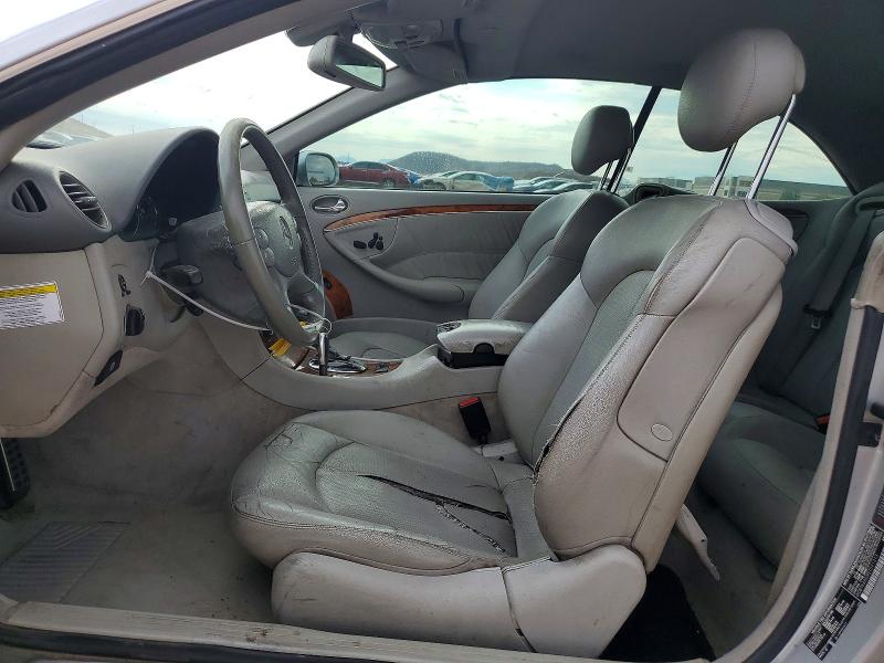 60648356 :رقم المزاد ، WDBTK65G95T041313 vin ، 2005 Mercedes-benz Clk مزاد بيع