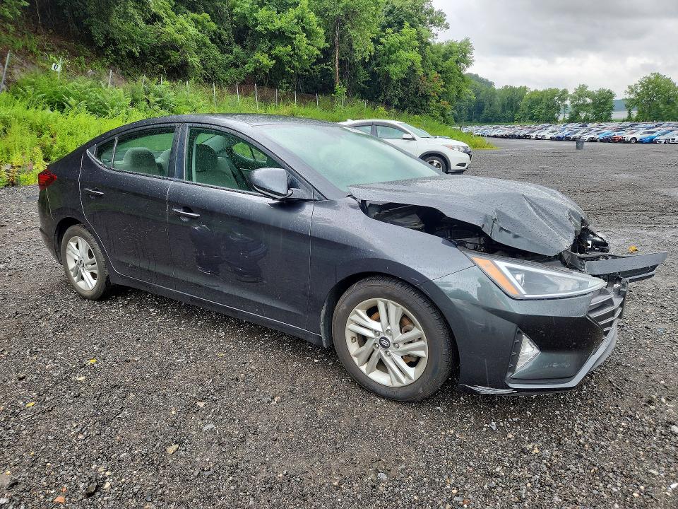 2020 Hyundai Elantra მანქანა იყიდება აუქციონზე, vin: 5NPD84LF5LH596800, აუქციონის ნომერი: 62833506