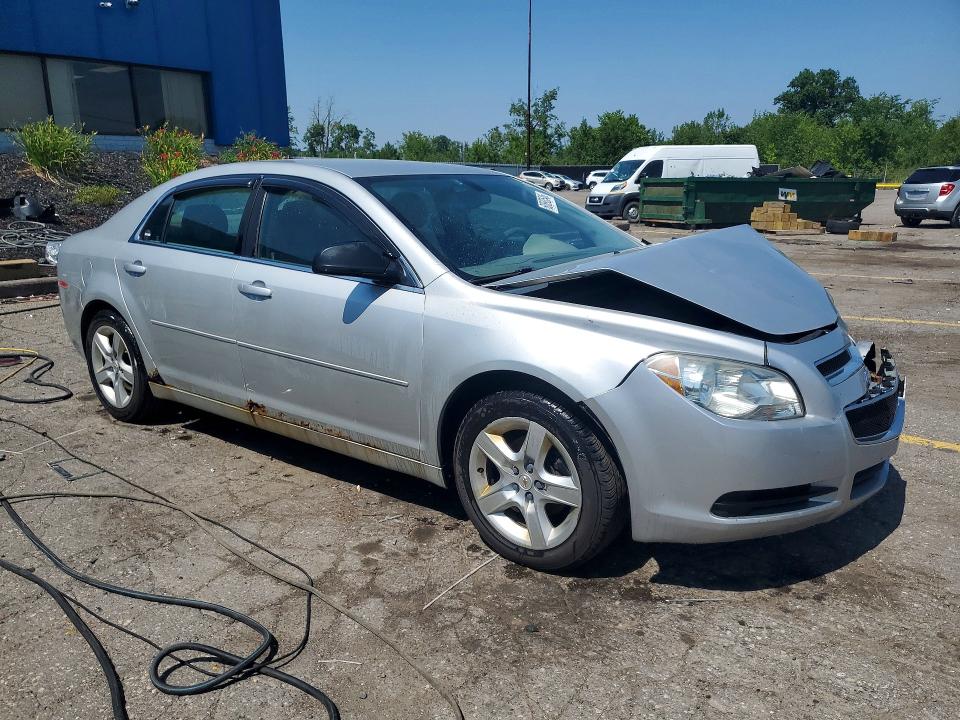60693546 :رقم المزاد ، 1G1ZB5E11BF268662 vin ، 2011 Chevrolet Malibu مزاد بيع