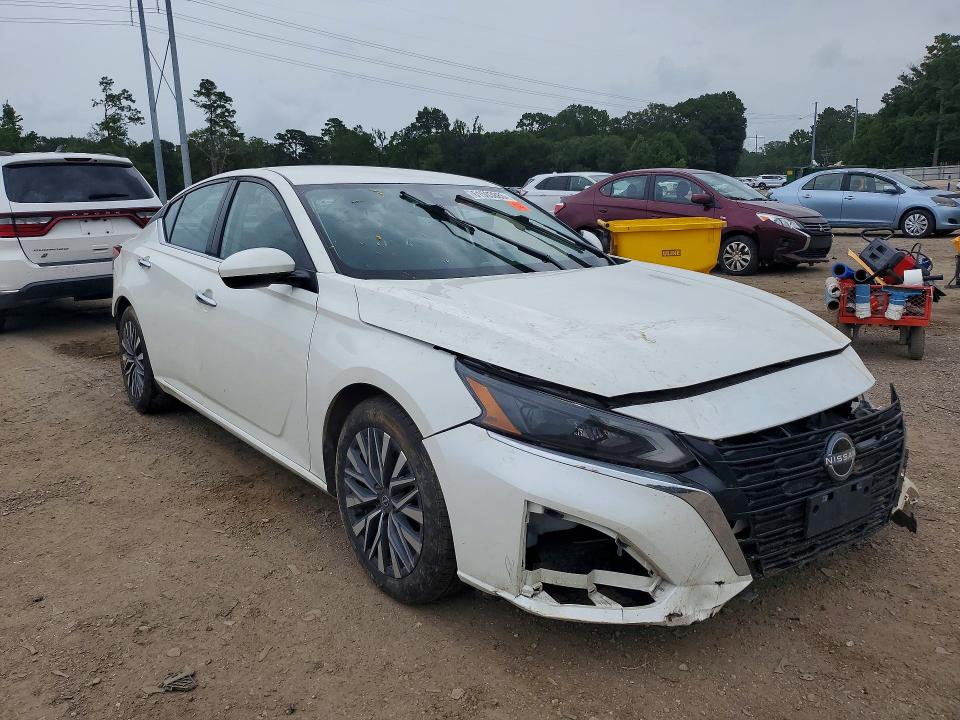 61503886 :رقم المزاد ، 1N4BL4DV9PN358083 vin ، 2023 Nissan Altima مزاد بيع