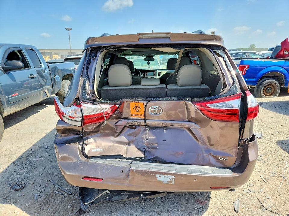 2018 Toyota Sienna მანქანა იყიდება აუქციონზე, vin: 5TDYZ3DC4JS903524, აუქციონის ნომერი: 59051406