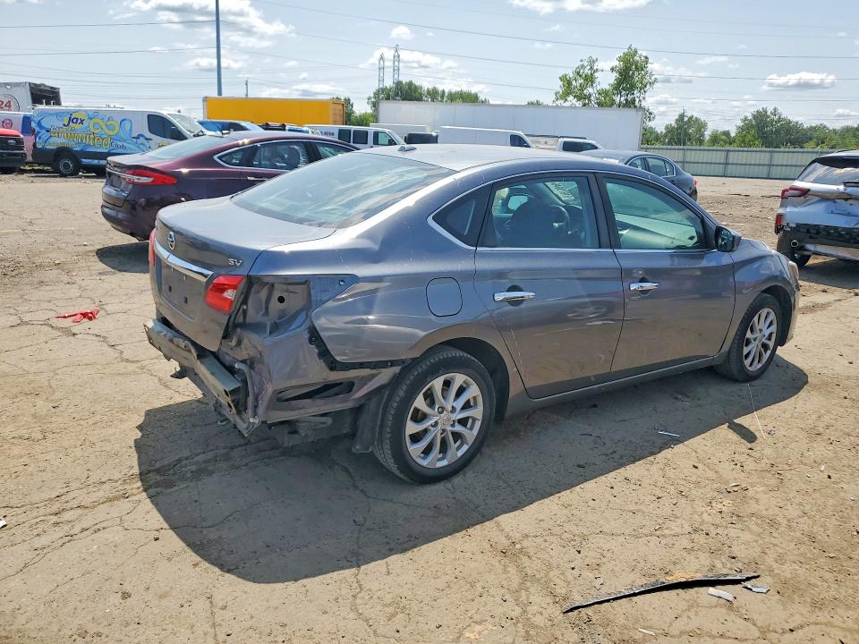 61973046 :رقم المزاد ، 3N1AB7AP3JL626765 vin ، 2018 Nissan Sentra مزاد بيع