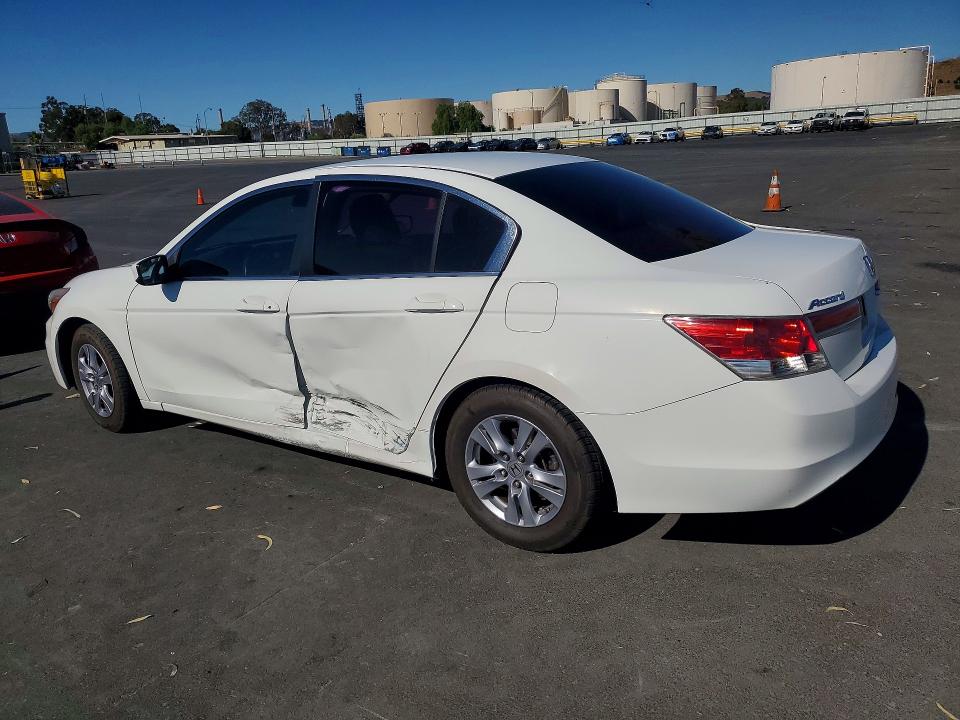 62996986 :رقم المزاد ، 1HGCP2F60CA102821 vin ، 2012 Honda Accord مزاد بيع