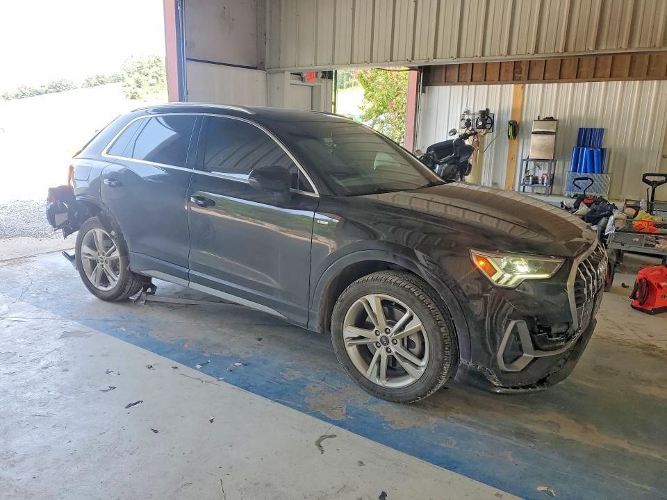 62293936 :رقم المزاد ، WA1EECF39P1119593 vin ، 2023 Audi Q3 مزاد بيع