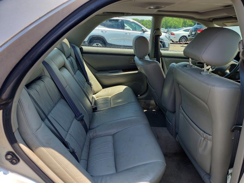 2001 Lexus Es მანქანა იყიდება აუქციონზე, vin: JT8BF28G815109510, აუქციონის ნომერი: 58635416