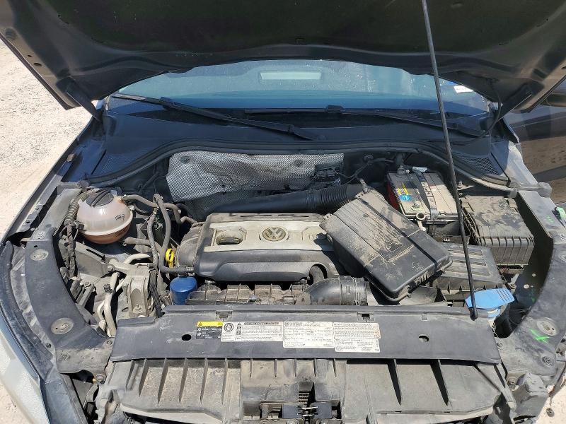 62146086 :رقم المزاد ، WVGBV7AX2FW553488 vin ، 2015 Volkswagen Tiguan مزاد بيع