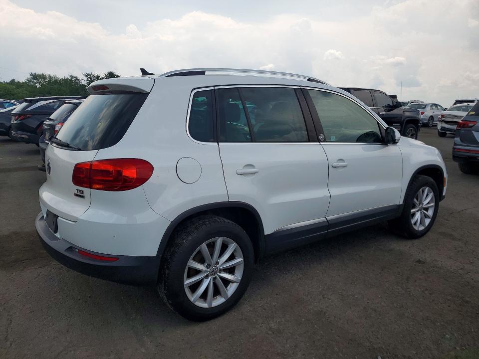 Продаж на аукціоні авто 2017 Volkswagen Tiguan, vin: WVGSV7AX2HK008899, номер лоту: 62532166