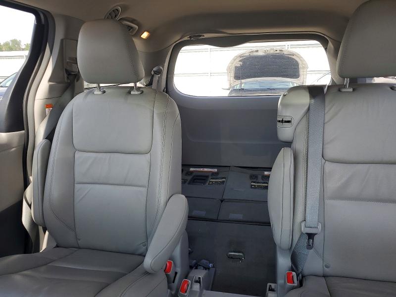 59707316 :رقم المزاد ، 5TDYZ3DC2JS910813 vin ، 2018 Toyota Sienna مزاد بيع
