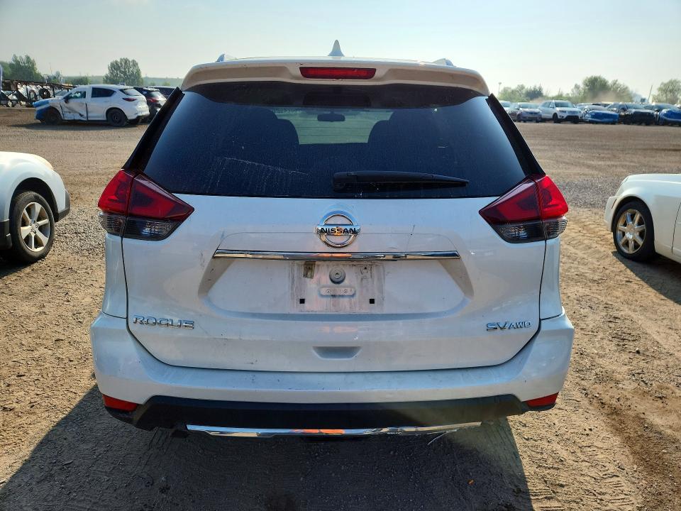 60249896 :رقم المزاد ، 5N1AT2MV8JC833070 vin ، 2018 Nissan Rogue مزاد بيع