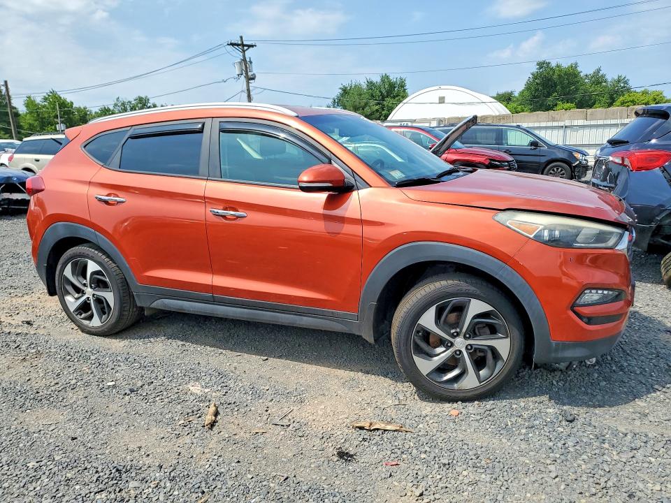 60892146 :رقم المزاد ، KM8J3CA2XGU165744 vin ، 2016 Hyundai Tucson مزاد بيع