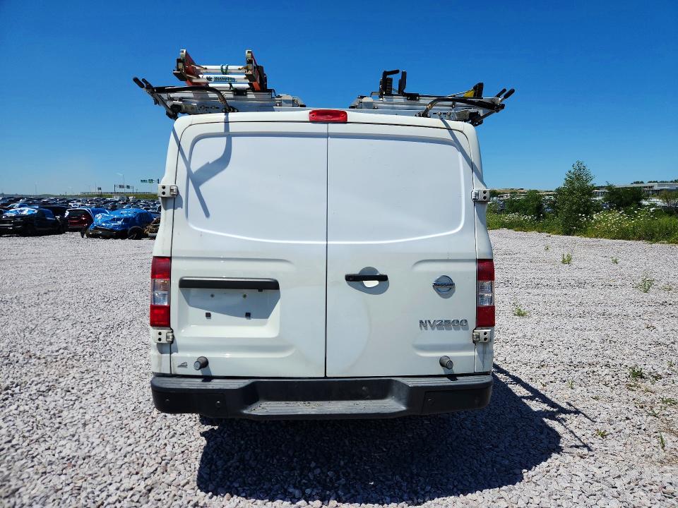 53808436 :رقم المزاد ، 1N6BF0KY7MN810225 vin ، 2021 Nissan Nv مزاد بيع