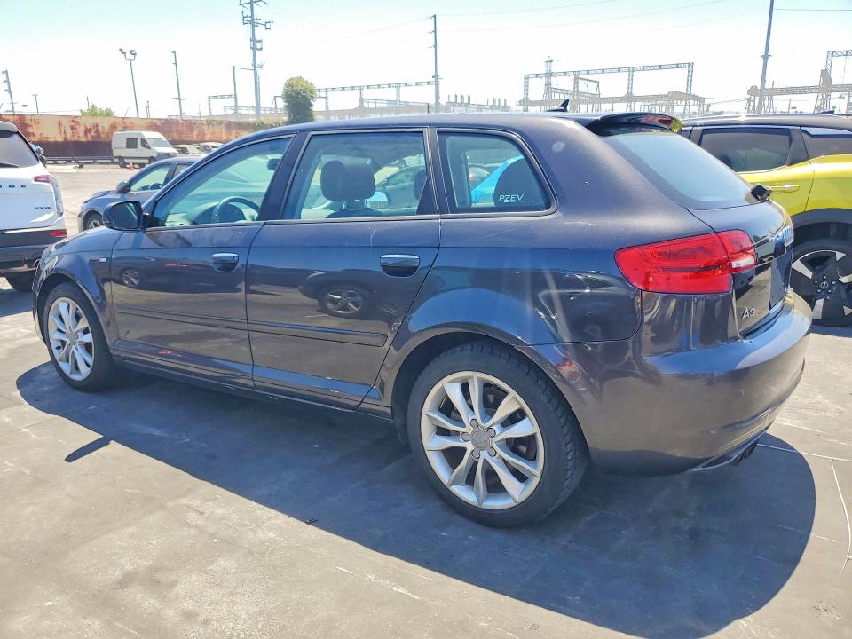 2012 Audi A3 მანქანა იყიდება აუქციონზე, vin: WAUBEAFM9CA167088, აუქციონის ნომერი: 60704366