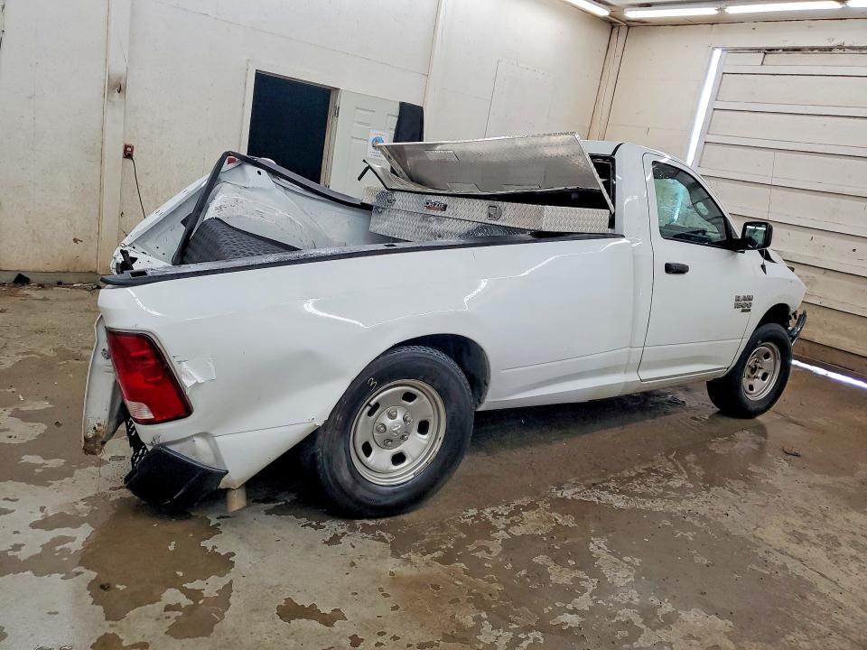 Продажа на аукционе авто 2023 Ram 1500 Classic, vin: 3C6JR6DG0PG550316, номер лота: 62636906