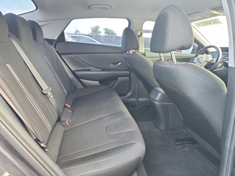 62469356 :رقم المزاد ، 5NPLS4AGXMH036930 vin ، 2021 Hyundai Elantra مزاد بيع
