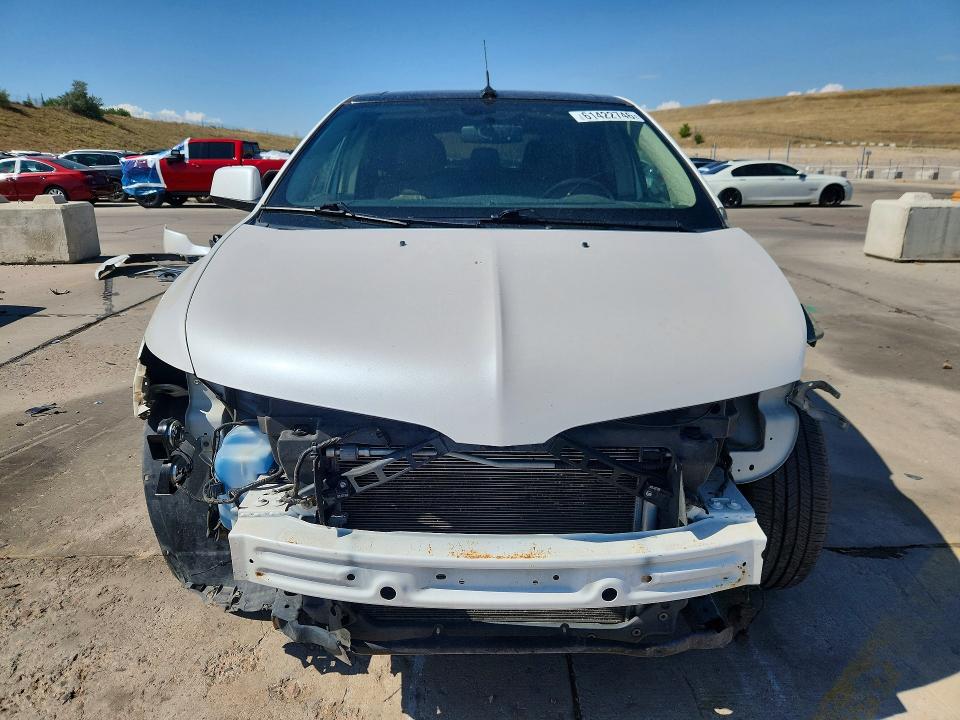 61422746 :رقم المزاد ، 2LMDJ8JK2BBJ12300 vin ، 2011 Lincoln Mkx مزاد بيع