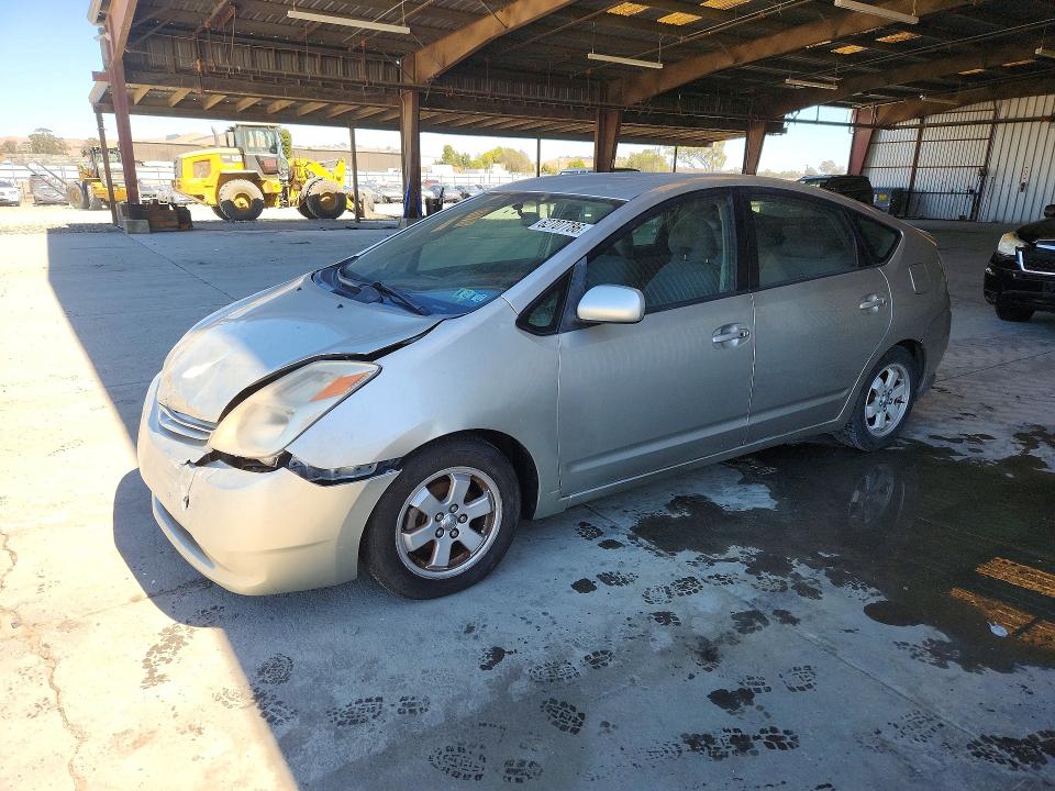 2004 Toyota Prius მანქანა იყიდება აუქციონზე, vin: JTDKB20U540098840, აუქციონის ნომერი: 62707786