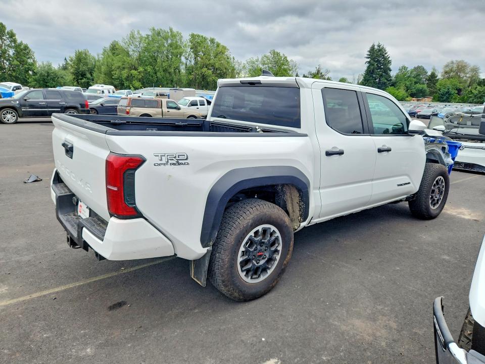 58486546 :رقم المزاد ، 3TMLB5JN1RM006575 vin ، 2024 Toyota Tacoma مزاد بيع