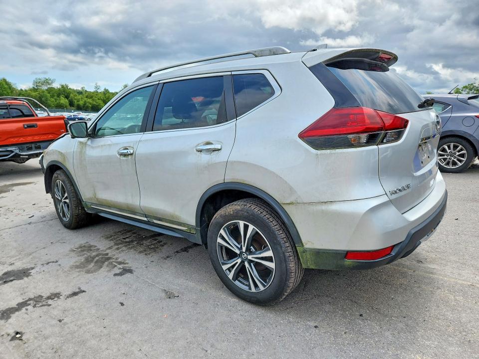 62213036 :رقم المزاد ، 5N1AT2MV6JC783527 vin ، 2018 Nissan Rogue مزاد بيع