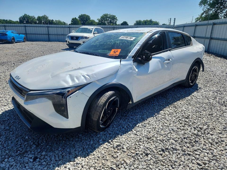 2025 Kia K4 მანქანა იყიდება აუქციონზე, vin: 3KPFU4DE2SE122056, აუქციონის ნომერი: 63298756