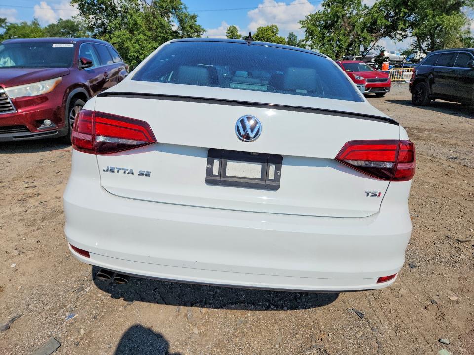 Продаж на аукціоні авто 2018 Volkswagen Jetta, vin: 3VWD17AJ3JM217245, номер лоту: 61633486