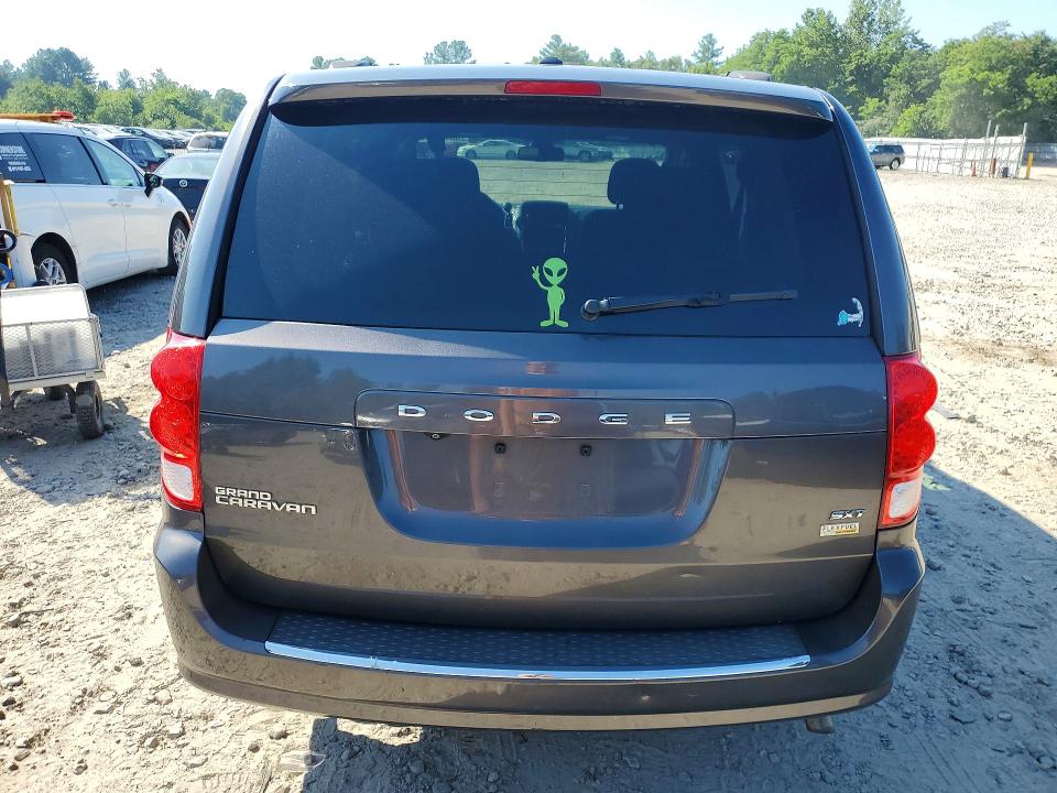 60478176 :رقم المزاد ، 2C4RDGCG3KR777102 vin ، 2019 Dodge Grand Caravan مزاد بيع