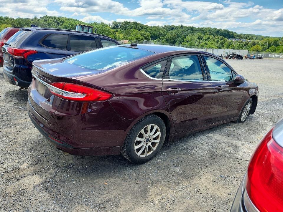 2017 Ford Fusion მანქანა იყიდება აუქციონზე, vin: 3FA6P0G75HR138420, აუქციონის ნომერი: 62939546