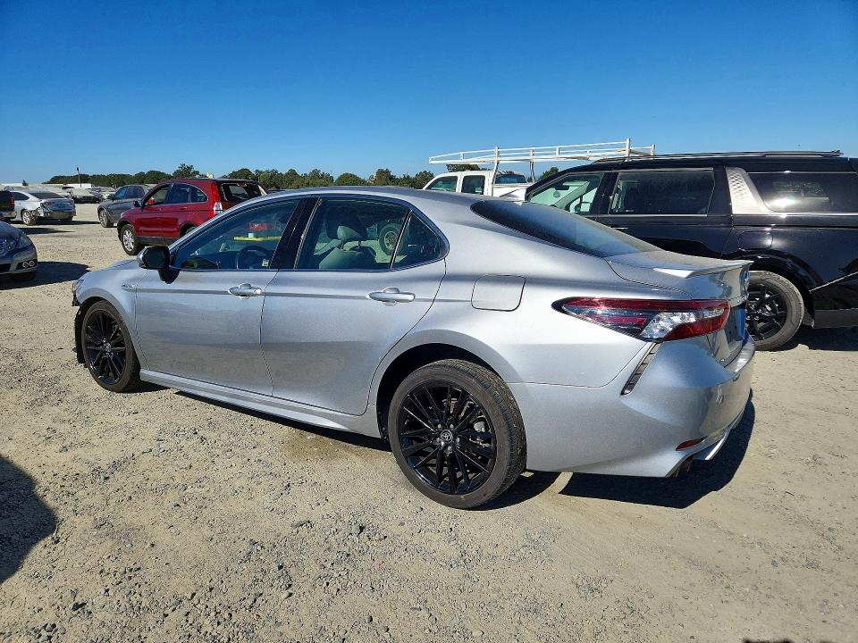 62348856 :رقم المزاد ، 4T1K31AK1MU556110 vin ، 2021 Toyota Camry مزاد بيع