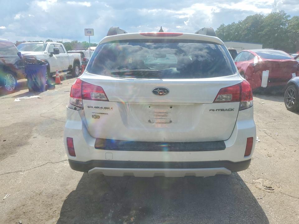 Продажа на аукционе авто 2014 Subaru Outback, vin: 4S4BRCCC5E3264290, номер лота: 60904786